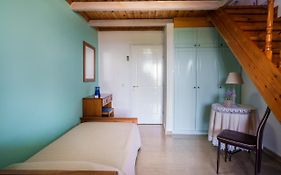 Vasilikos Garden Suites