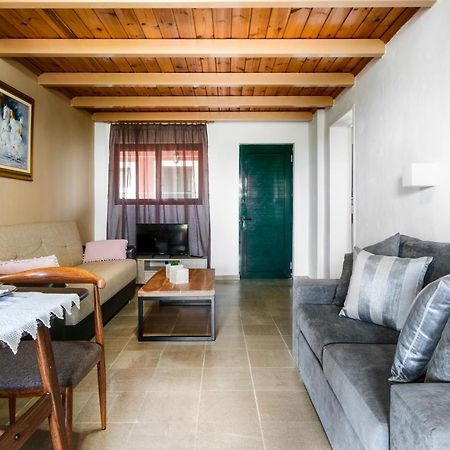 Vasilikos Garden Suites Exterior foto